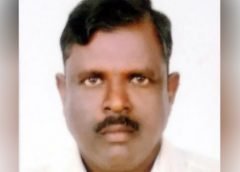 தஞ்சாவூர்:செப்டம்பர் 29, 2018  சேகர் (வயது 55). என்பவர் நாகை மாவட்டத்தில் உள்ள திருக்குவளை அருகே கீழைஈசனூர் பகுதியை சேர்ந்தவர். இவர் அரசு போக்குவரத்து கழகத்தில் கண்டக்டராக பணியாற்றி வந்தார். சேகருக்கு குடல் இறக்க நோய் சேகரை நாகையில் உள்ள தனியார் ஆஸ்பத்திரியில் கடந்த 7-ம் தேதி சிகிச்சைக்காக அவரது மகன் சுபாஷ் அனுமதித்தார். அங்கு சேகருக்கு அறுவை சிகிச்சை செய்யப்பட்ட பின்னரும் அவருக்கு ரத்தக்கசிவு ஏற்பட்டு வந்தது. இதைத்தொடர்ந்து அந்த ஆஸ்பத்திரி டாக்டர்களின் பரிந்துரையின் பேரில் கடந்த 8-ந் தேதி தஞ்சை வ.உ.சி நகரில் உள்ள தனியார் மருத்துவமனையில் சேகரை சிகிச்சைக்காக சேர்த்தனர். அங்கு சிகிச்சை அளிப்பதற்கு முதலில் தவணையாக ரூ.2 லட்சத்து 50 ஆயிரம் கட்டும்படி கூறியுள்ளனர். பணம் கட்டிய பின்பு தொடர்ந்து சிகிச்சை அளிக்கப்பட்டு வந்தது. இந்நிலையில் அவரது உடல் நிலையில் எந்தவித முன்னேற்றமும் ஏற்படவில்லை என்பதால் .அவரது உறவினர்கள் சேகரை தஞ்சை மருத்துவக்கல்லூரி ஆஸ்பத்திரியில் அழைத்து செல்கிறோம் என்று கூறியுள்ளனர். அப்போது அந்த மருத்துவமனை நிர்வாகம் நிலுவை தொகை ரூ.5 லட்சத்தை கட்டும்படி கூறியுள்ளது. இதையடுத்து ரூ.50 ஆயிரத்தை கட்டிவிட்டு மீதி தொகையை சில தினங்களில் கட்டி விடுகிறோம் என்று எழுதி கொடுத்து விட்டு சேகரை தஞ்சை மருத்துவ கல்லூரி ஆஸ்பத்திரியில் சிகிச்சைக்கு கொண்டு சென்றனர். அங்கு பரிசோதனை செய்த டாக்டர்கள் சேகர் இறந்து 3 நாட்கள் ஆகி விட்டதாக தெரிவித்துள்ளார் . இதனால் சேகரின் மகன் சுபாஷ் மற்றும் அவரது உறவினர்கள் அதிர்ச்சி அடைந்தனர். இதுகுறித்து சேகரின் குடும்பத்தினர் தஞ்சை தெற்கு போலீசில் புகார் செய்தனர். அதன்பேரில் போலீசார் வழக்கு பதிவு செய்து விசாரணை நடத்தி வருகின்றனர்.இன்று மதியம் சேகர் உடலை பிரேத பரிசோதனை செய்கின்றனர். அதில் அவர் எப்போது இறந்தார்? என்பது உறுதி செய்யப்பட்டு அதன் பின்னர் தனியார் ஆஸ்பத்திரி மீது நடவடிக்கை எடுக்கப்படும் என்று போலீசார் தெரிவித்தனர்.தஞ்சாவூரில் மருத்துவமனை நிர்வாகம் பிணத்துக்கு சிகிச்சை அளித்து பணம் பறித்து விட்டதாக எழுந்த புகாரால் பொது மக்கள் மத்தியில் பெரும் பரபரப்பை ஏற்படுத்தி உள்ளது.