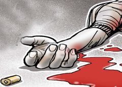 கவுகாத்தி :அக்டோபர் 15, 2018 அஸ்ஸாம் மாநிலத்தில் உள்ள தாங்காரி என்ற இடத்தில் 1994ம் ஆண்டு தேயிலைத் தோட்டத்தில் வேலை பார்த்துக் கொண்டிருந்த 5 இளைஞர்களை ராணுவத்தினர் சிலர் பிடித்து சென்று, பிறகு அவர்களைச் சுட்டுக் கொன்று விட்டதாக கூறப்பட்டது. அந்த இளைஞர்கள் உல்பா பயங்கரவாதிகள் என நினைத்து பிடித்துச் சென்றதாக ராணுவ அதிகாரிகள் கூறியிருந்தனர். ஆனால் ராணுவ அதிகாரிகள் தங்களின் பதவி உயர்வுக்காக இந்த போலி என்கவுன்டரை நடத்தியதாக அஸ்ஸாம் கனபரிஷத் கட்சி போராடி வந்தது.இந்த என்கவுன்டர் தொடர்பான வழக்கு ராணுவ நீதிமன்றத்தில் நடைபெற்று வந்தது. இந்த வழக்கில் ராணுவத்தை சேர்த்த மேஜர் ஜெனரல் ஏ.கே. லால், கர்னல்கள் தாமஸ் மேத்யூ மற்றும்ஆர் எஸ் சிபிரன், கேப்டன் பொறுப்பில் இருந்த திலீப் சிங், ஜெகதியோ சிங் , நாயக் பொறுப்பில் இருந்த அல்பிந்தர் சிங் மற்றும் ஷிவேந்தர் சிங் ஆகியோர் குற்றவாளிகள் என அறிவித்து அனைவருக்கும் ஆயுள் தண்டனையை ராணுவ நீதிமன்றம் தீர்ப்பாக வழங்கியது .