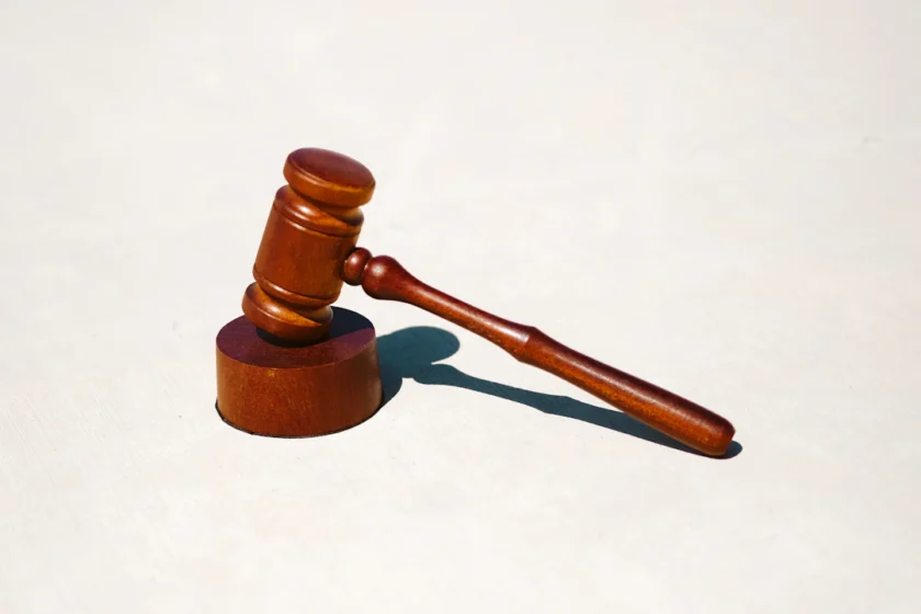 சென்னை உயர் நீதிமன்றம் வீரமணி POCSO வழக்கு ஊடக தடை உத்தரவு